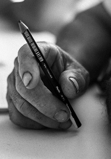 Brasil enfrenta desafio do analfabetismo funcional, mas iniciativas educacionais apontam caminhos de transformação